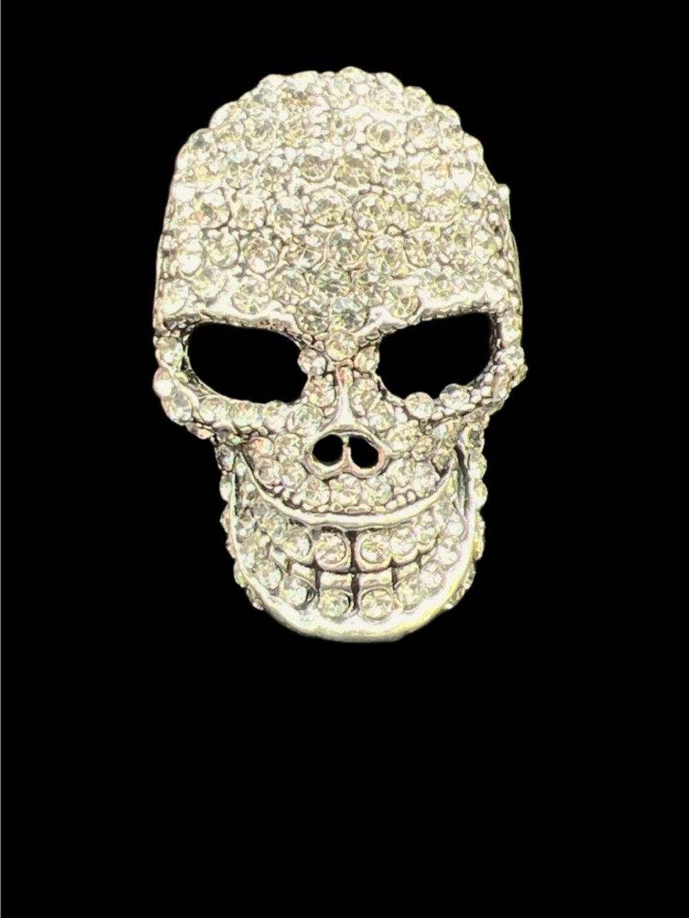 Vintage Rhinestone-Encrusted Skull Brooch Pin Silver Tone 2 Inch Sparkling State - Picture 2 of 7